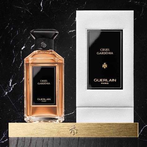 L'Art & La Matière ⋅ Cruel Gardénia – Eau de Parfum .